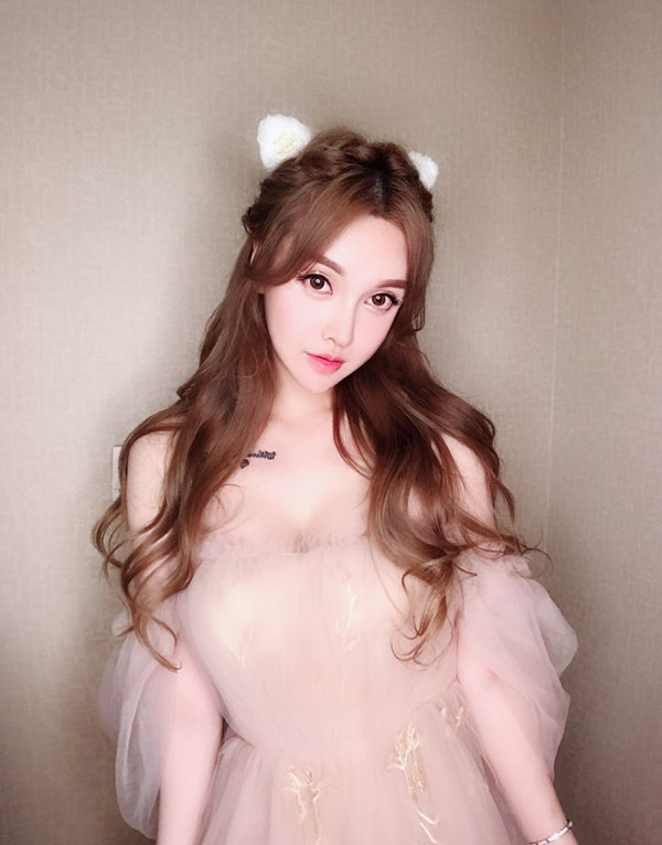 芝加哥外围女大学生