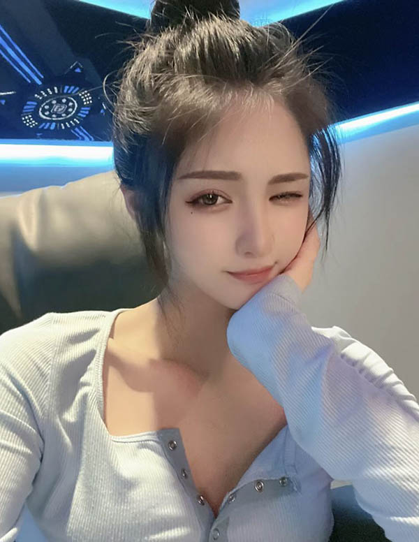 温哥华高端模特